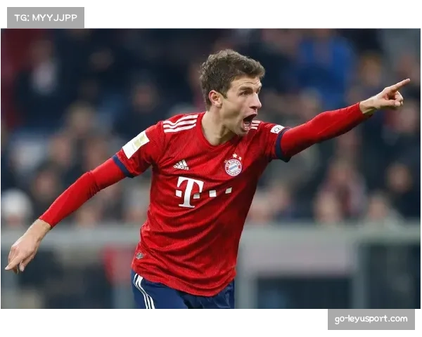 门兴格拉德巴赫主场3比1力克科隆 塔巴科维奇传射建功止住颓势